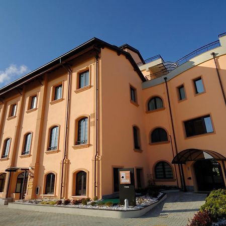 Hotel La Cartiera Vignola  Exteriör bild