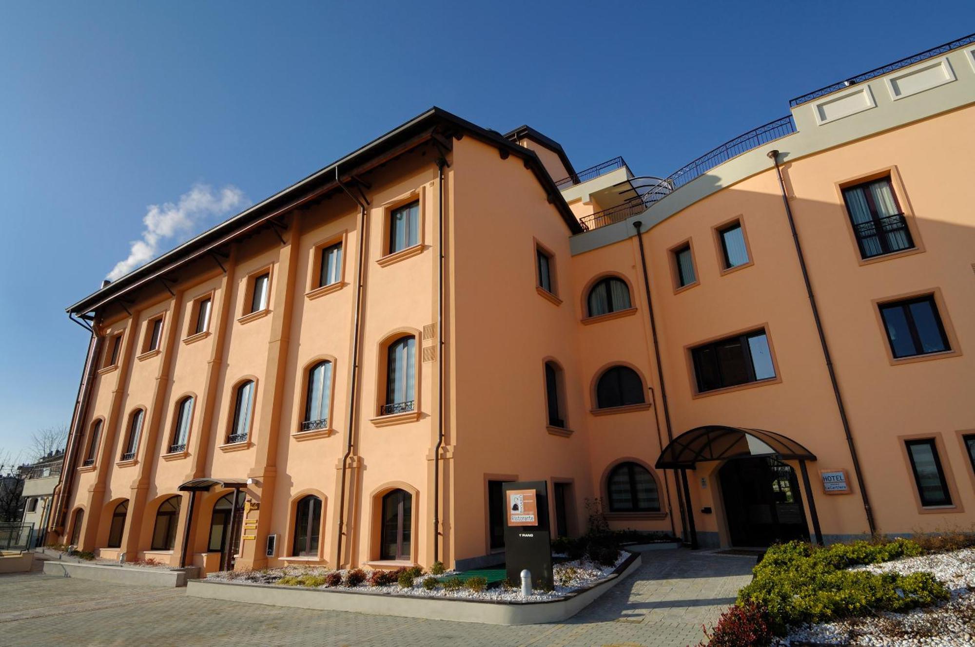 Hotel La Cartiera Vignola  Exteriör bild